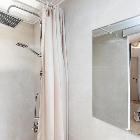 Mirana Solari Appartement